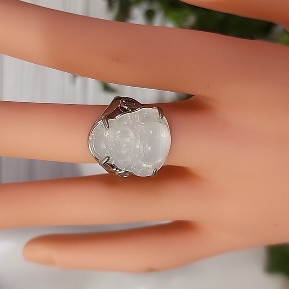 Boho Silver White Buddha Ring Size 7 - Picture 1 of 8